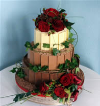Autumn wedding cakes uk