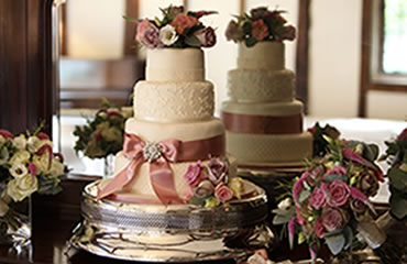 Wedding cakes in reading