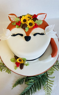 Phoebe the Fox beginners cake