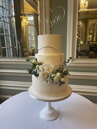 Buttercream wedding cake by Catherine Scott