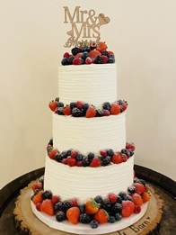 Buttercream wedding cake by Catherine Scott