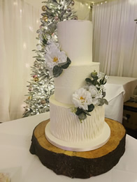 Buttercream wedding cake by Catherine Scott