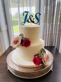 Buttercream wedding cake by Catherine Scott