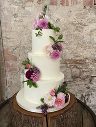 Buttercream wedding cake by Catherine Scott