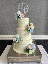 Buttercream wedding cake by Catherine Scott