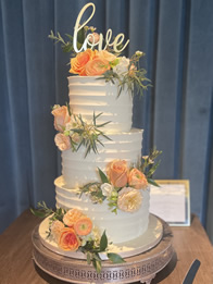 Buttercream wedding cake by Catherine Scott