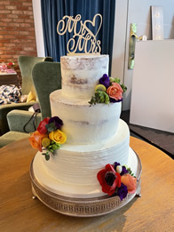 Buttercream wedding cake by Catherine Scott