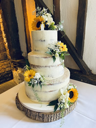 Buttercream wedding cake by Catherine Scott