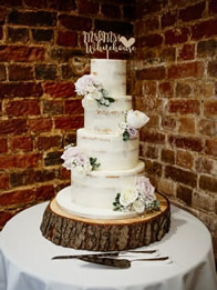 Buttercream wedding cake by Catherine Scott