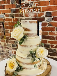 Buttercream wedding cake by Catherine Scott