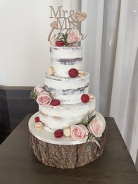 Buttercream wedding cake by Catherine Scott