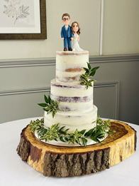 Buttercream wedding cake by Catherine Scott