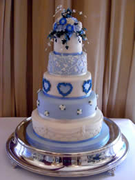 Contemporary wedding cake by Catherine Scott