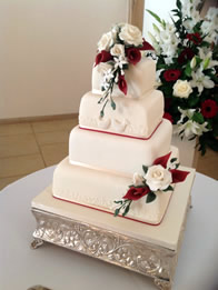 Contemporary wedding cake by Catherine Scott