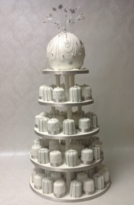 Wedding cupcakes by Catherine Scott