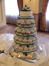 Wedding cupcakes by Catherine Scott