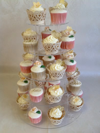 Wedding cupcakes by Catherine Scott