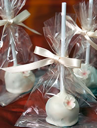 White Cake Pops